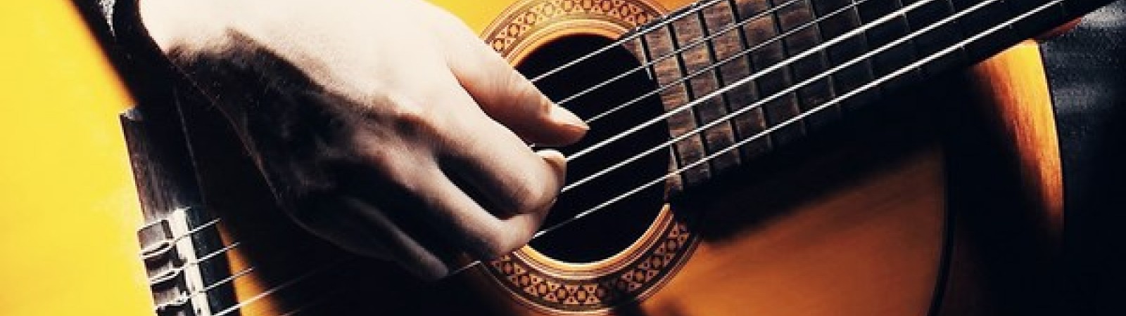 Corso Online di Suonare la Chitarra Corso Online di Suonare la Chitarra